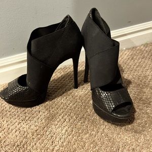 Jessica Simpson black heels. Size 8.5